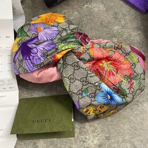 Authentic Gucci Silk Headband. Never ward